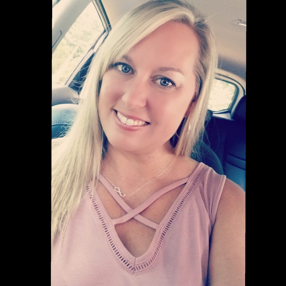 Meet your Posher, Alissa
